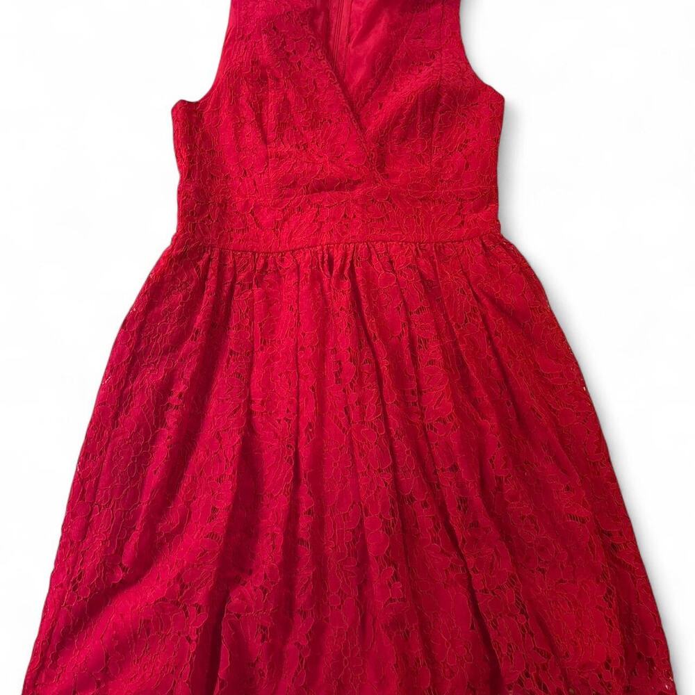 Lulus red lace medium
